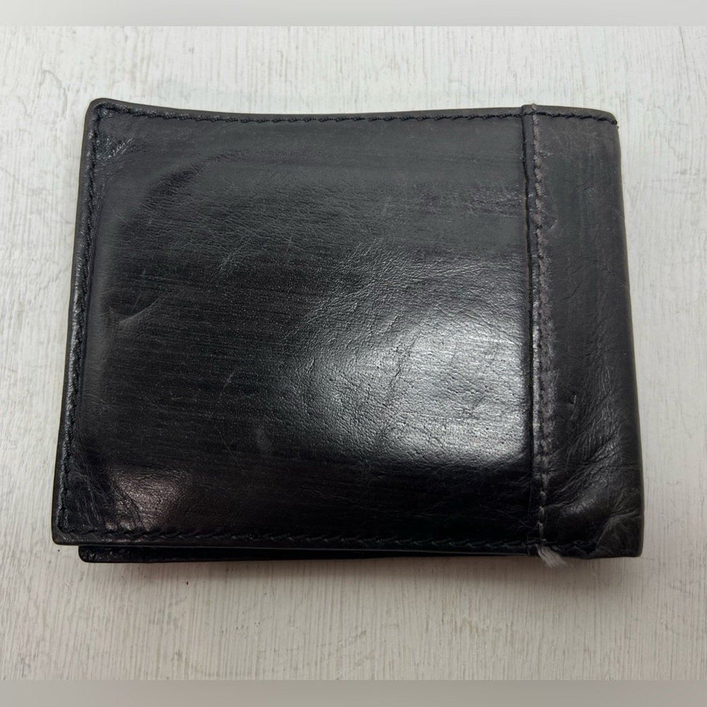 Fossil Buffalo Hide Charcoal Grey Wallet - Picture 2 of 8